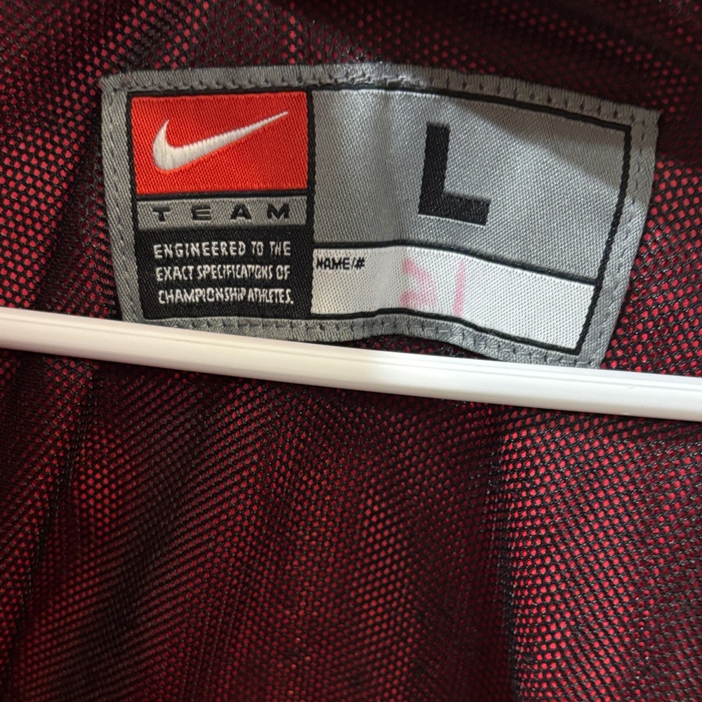 Nike Red Windbreaker Jacket - Picture 3 of 3